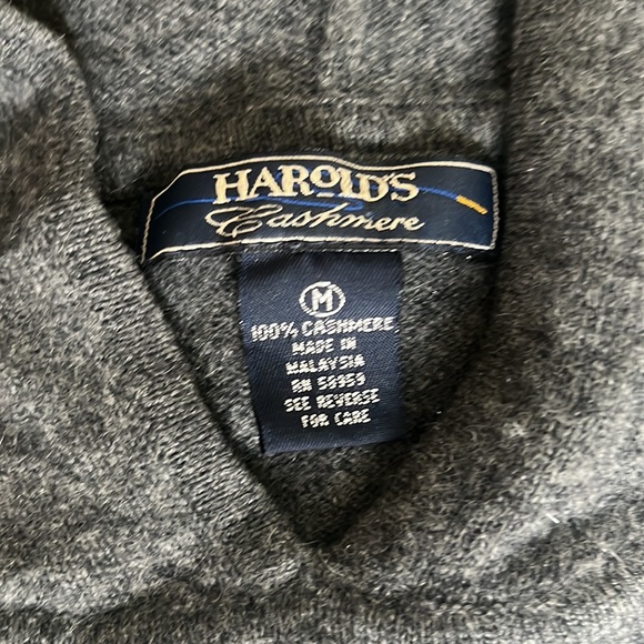 Grey Hooded Cashmere t-shirt size M. Harold’s Cashmere - Picture 2 of 3